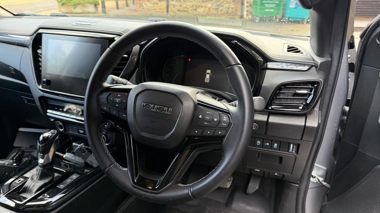 ISUZU D-MAX DIESEL 2.2 DL40 Commercial 4x4
